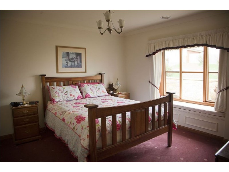 2 Picadilly Court, Drouin VIC 3818