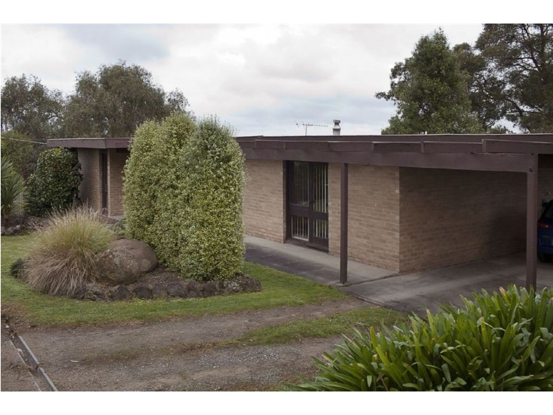 30 Hilltop Avenue, Bunyip VIC 3815