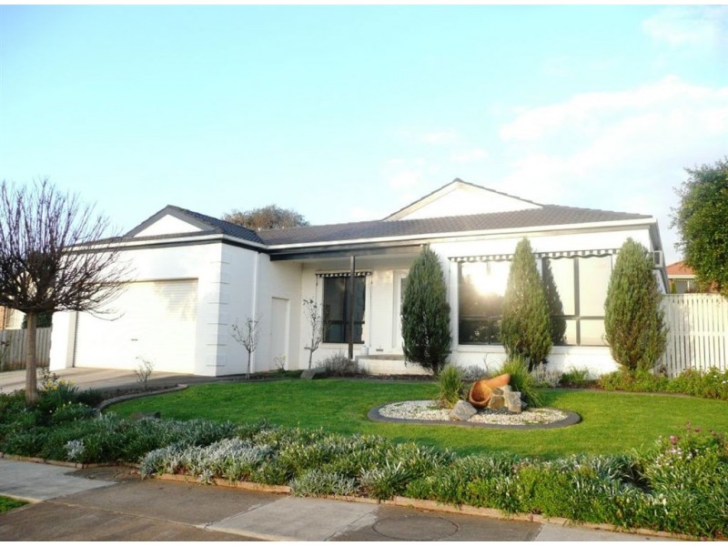6-8 Grandview Close, Drouin VIC 3818