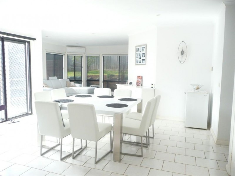 6-8 Grandview Close, Drouin VIC 3818