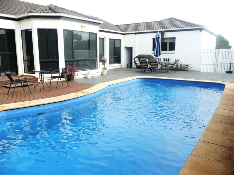 6-8 Grandview Close, Drouin VIC 3818