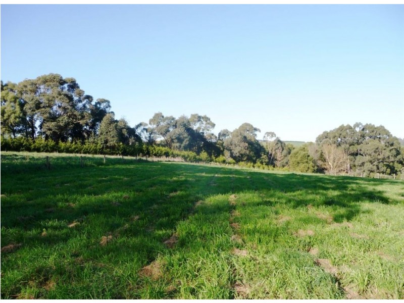 182 Hopetoun Road, Drouin VIC 3818