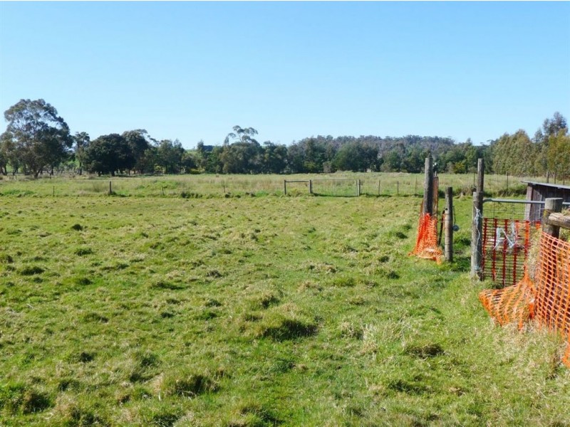 120 Corduroy Road, Longwarry VIC 3816