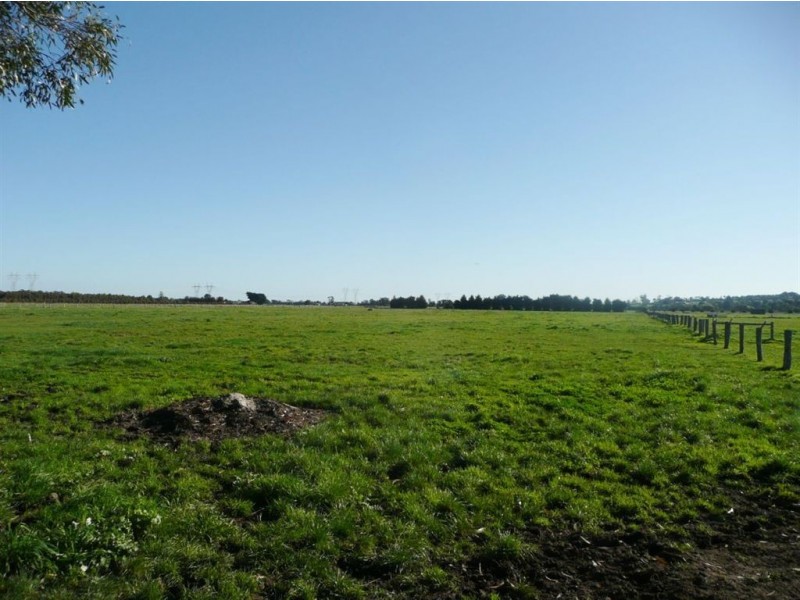 260 Fourteen Mile Road, Garfield VIC 3814