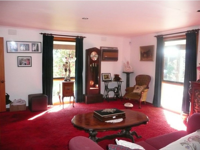 260 Fourteen Mile Road, Garfield VIC 3814