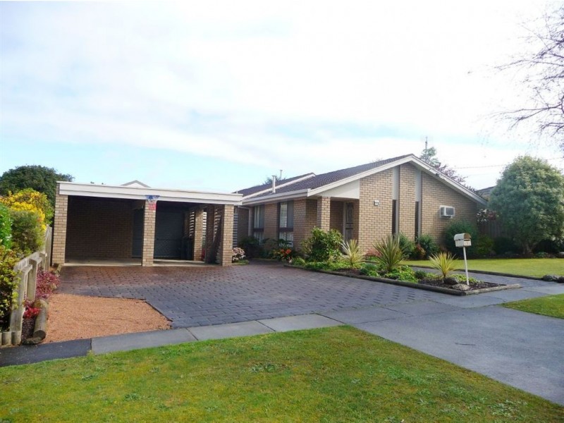 7 Moe Street, Drouin VIC 3818