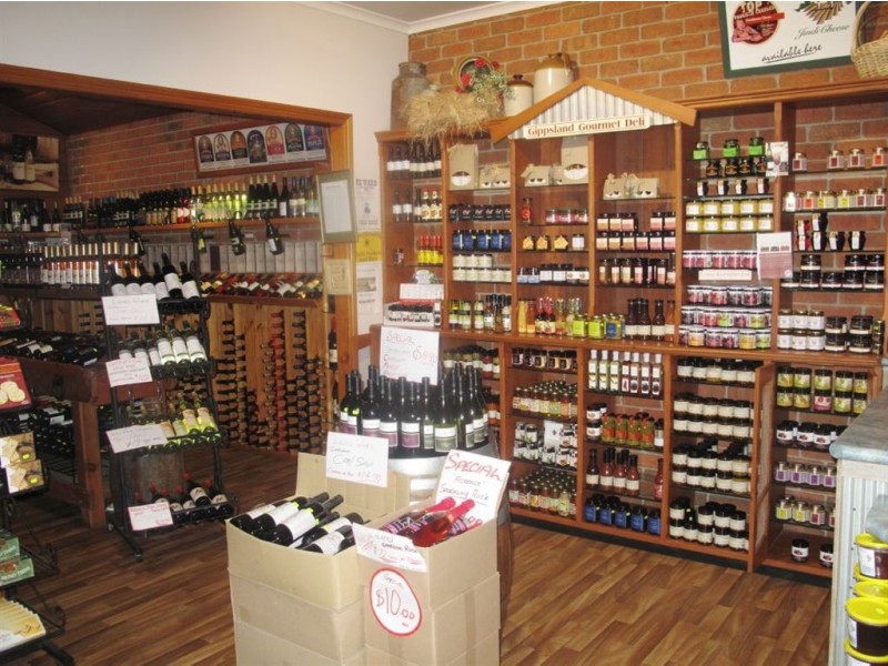 123 Princes Highway, Yarragon VIC 3823