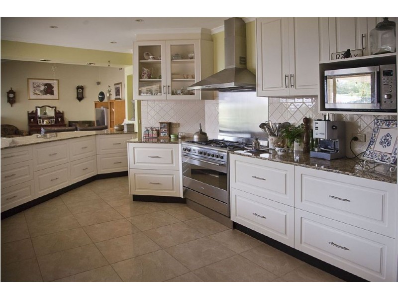 41 Albert Road, Drouin VIC 3818