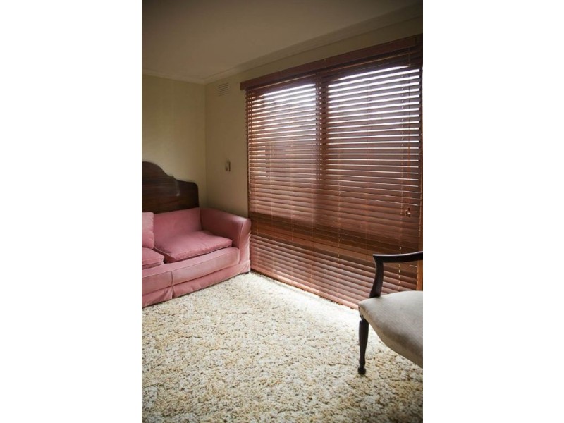 2/6 Bank Place, Drouin VIC 3818