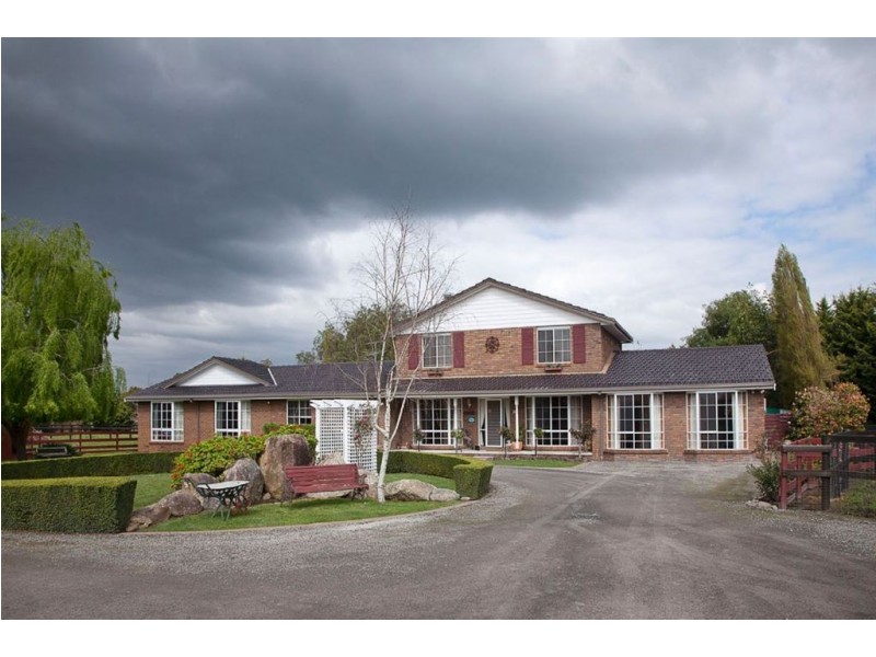 120 Sand Road, Longwarry VIC 3816