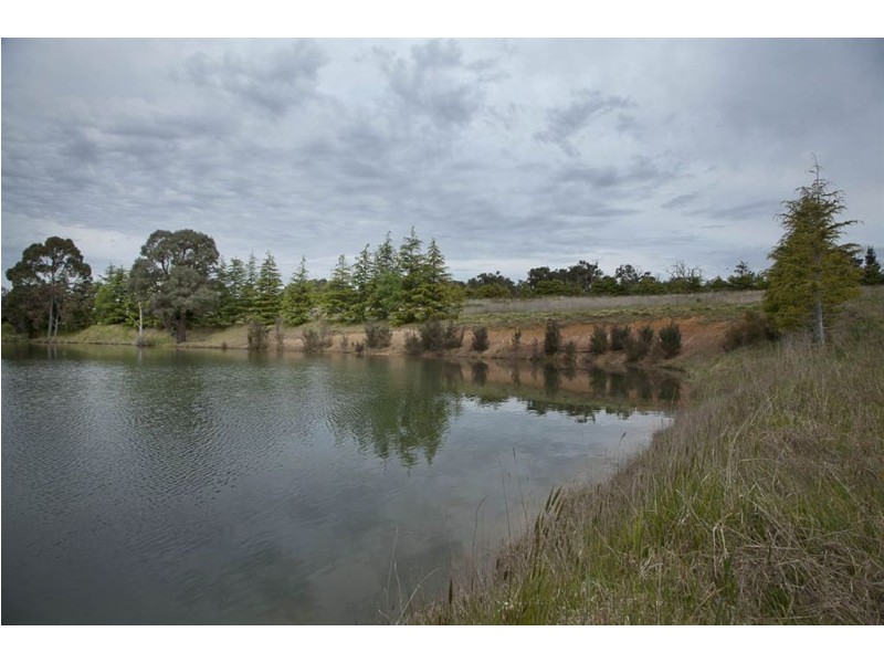 2805 Princes Freeway, Garfield North VIC 3814