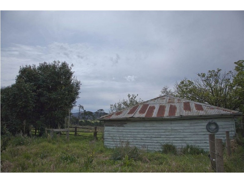 2805 Princes Freeway, Garfield North VIC 3814