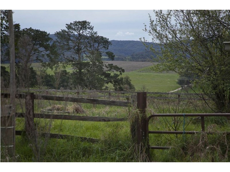 2805 Princes Freeway, Garfield North VIC 3814