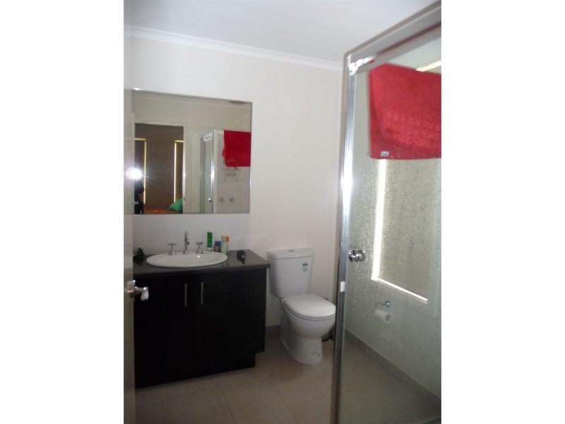 26 Hatfield Drive, Drouin VIC 3818
