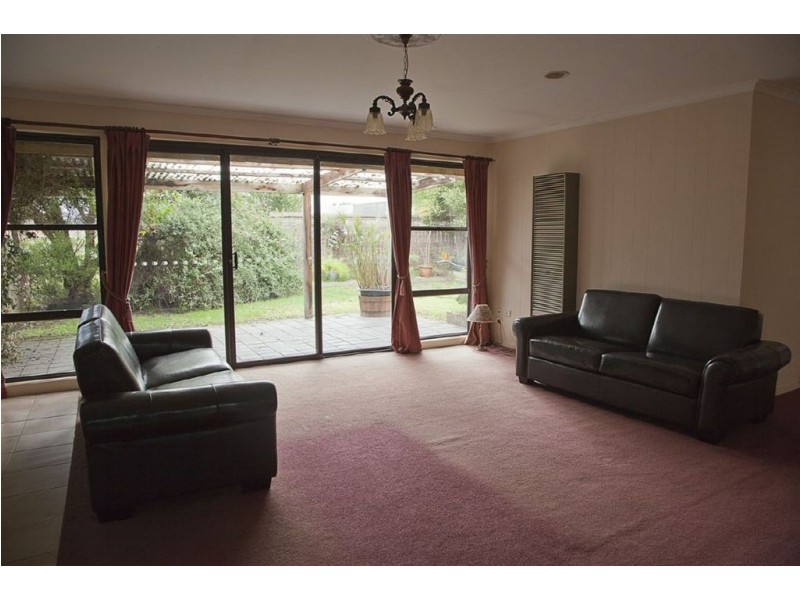 2/17 Kennedy Street, Longwarry VIC 3816