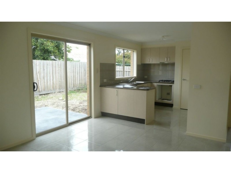 2/7 Witton Street, Longwarry VIC 3816