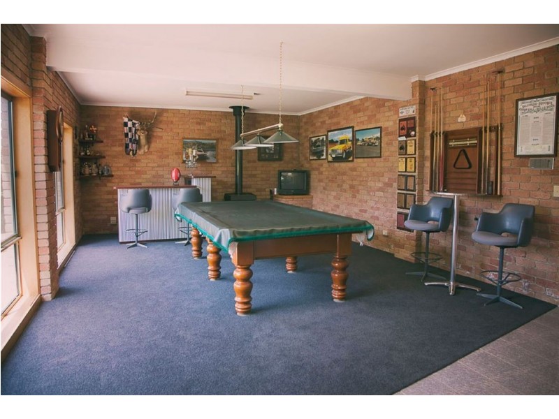 11 Greenland Drive, Drouin VIC 3818