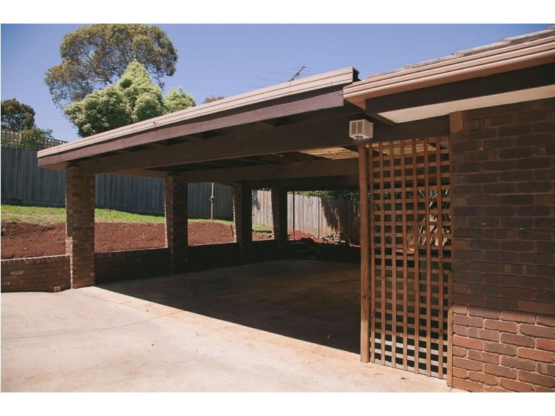 2 Pearson Street, Drouin VIC 3818