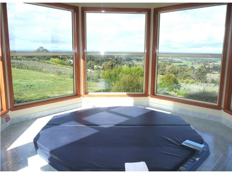 96 Croft Road, Nar Nar Goon North VIC 3812