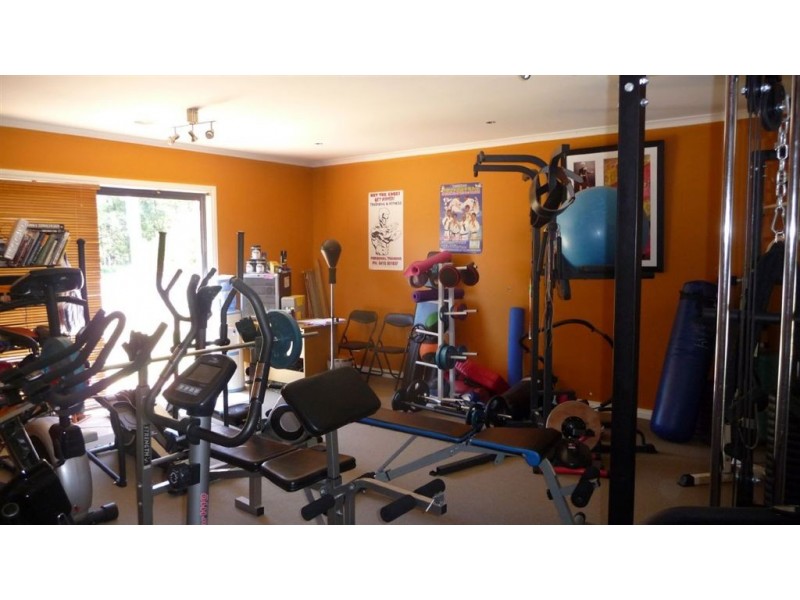 11 Rulemount Road, Warragul VIC 3820