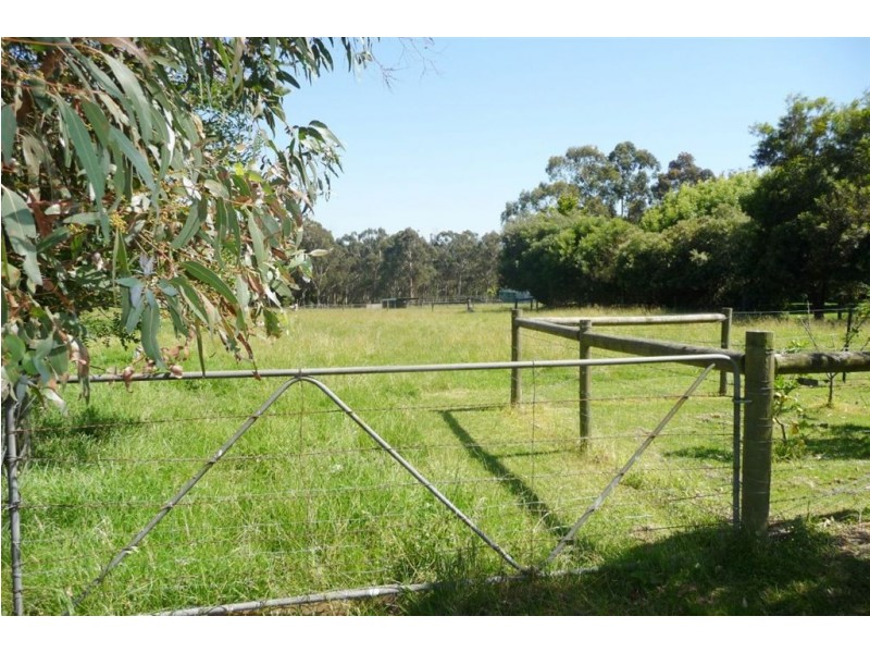 510 Princes Way, Longwarry North VIC 3816