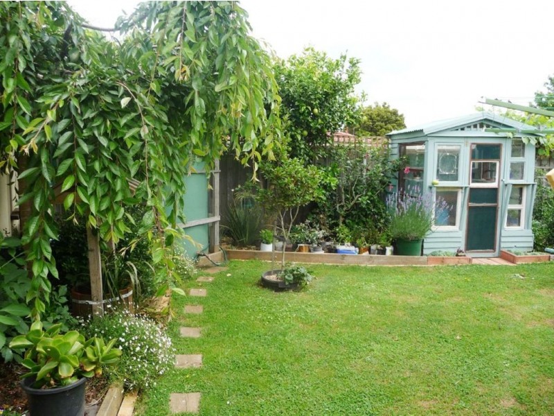 20 Outlook Drive, Drouin VIC 3818