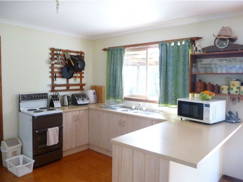 14 Cook Road, Longwarry VIC 3816