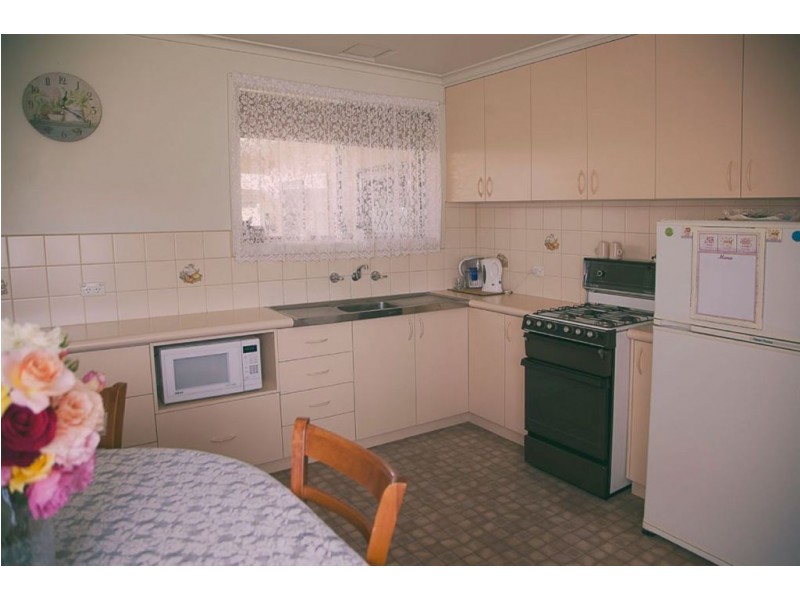 68 Church Street, Drouin VIC 3818