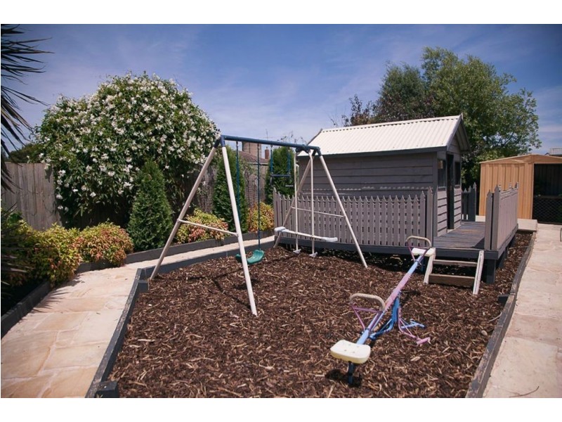 50 Lardner Road, Drouin VIC 3818