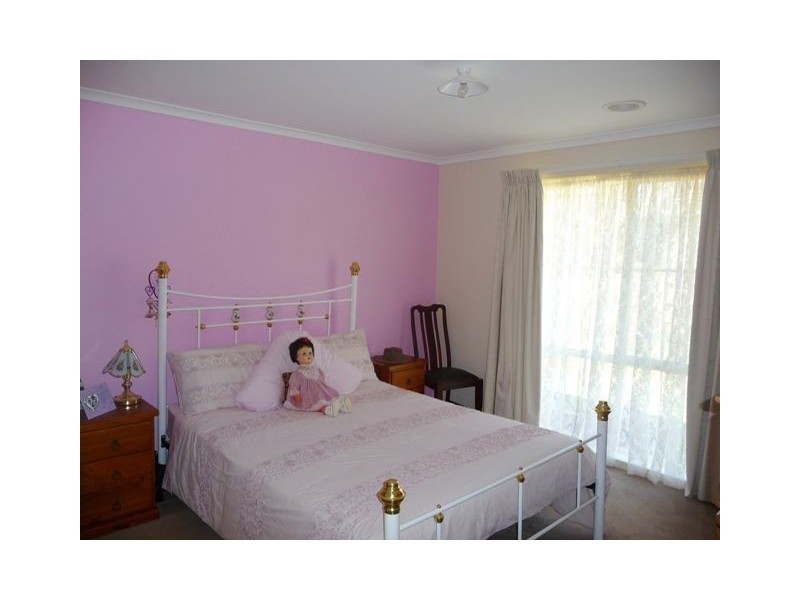 46 Claudia Crescent, Drouin VIC 3818