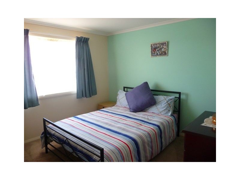 46 Claudia Crescent, Drouin VIC 3818