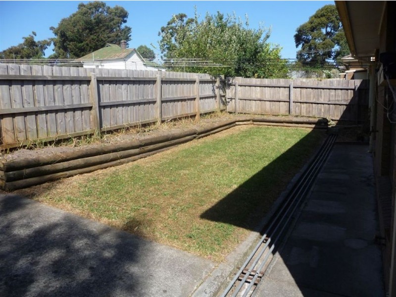 4/27-29 High Street, Bunyip VIC 3815