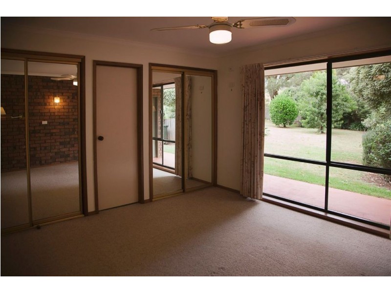 6 Pearson Street, Drouin VIC 3818