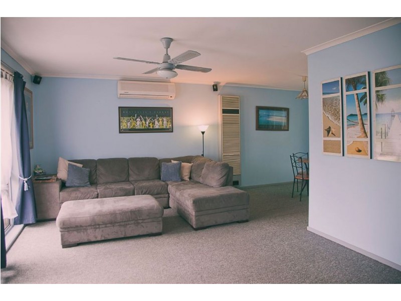 7 Bright Court, Drouin VIC 3818