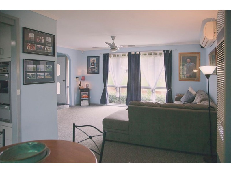 7 Bright Court, Drouin VIC 3818