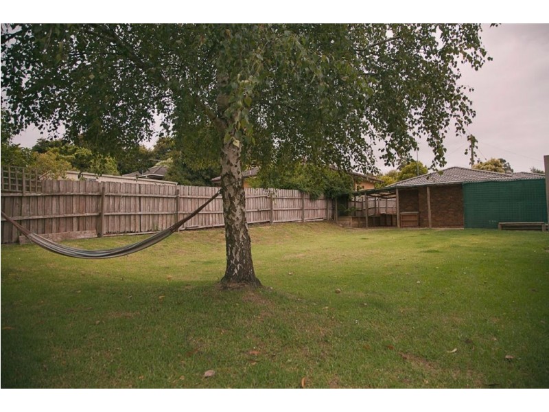 7 Bright Court, Drouin VIC 3818