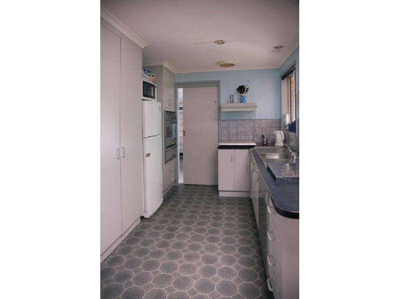 7 Bright Court, Drouin VIC 3818