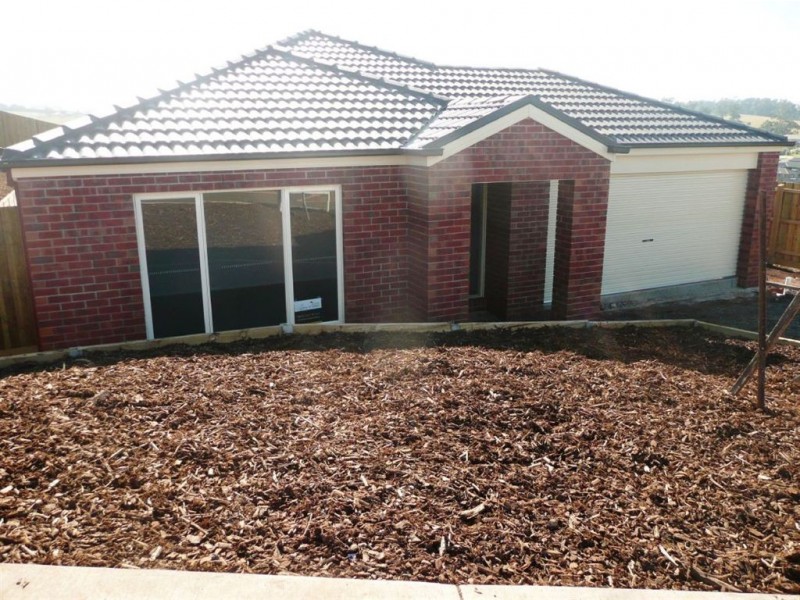 18 Ajax Street, Drouin VIC 3818