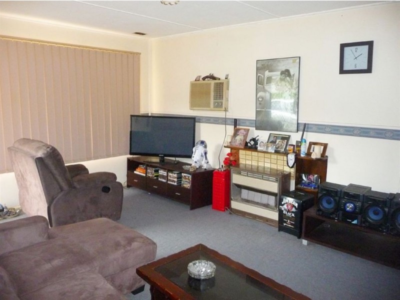 5 Russell Street, Drouin VIC 3818