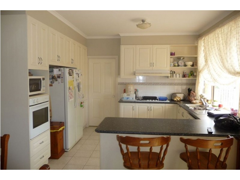 29 Neerim Street, Drouin VIC 3818