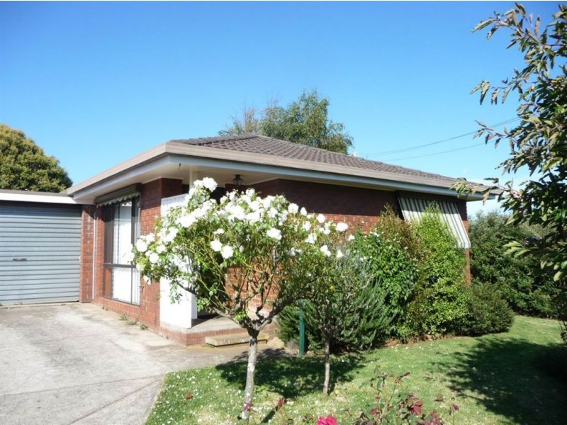 4/3 Longwarry Road, Drouin VIC 3818