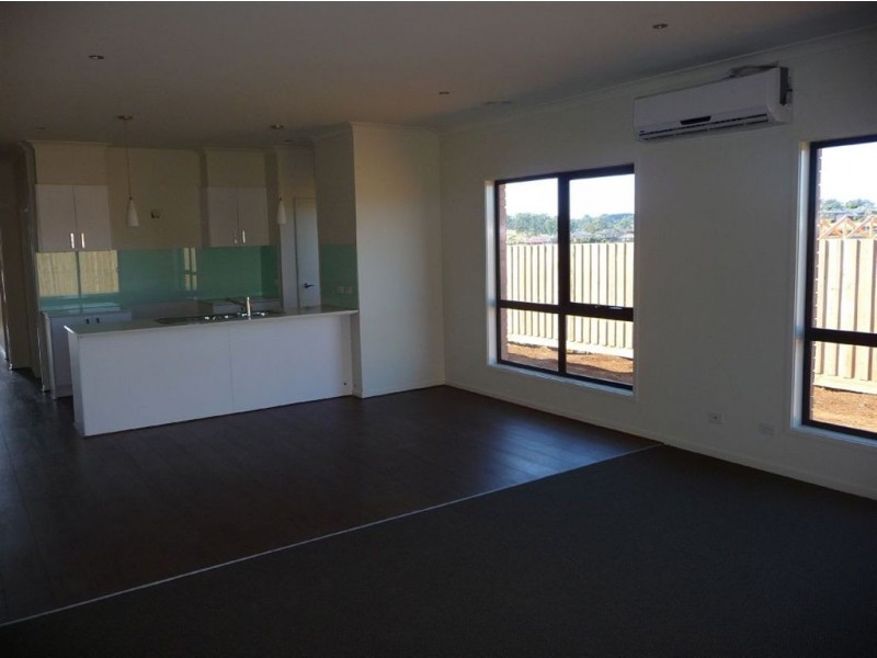 19 Ajax Street, Drouin VIC 3818