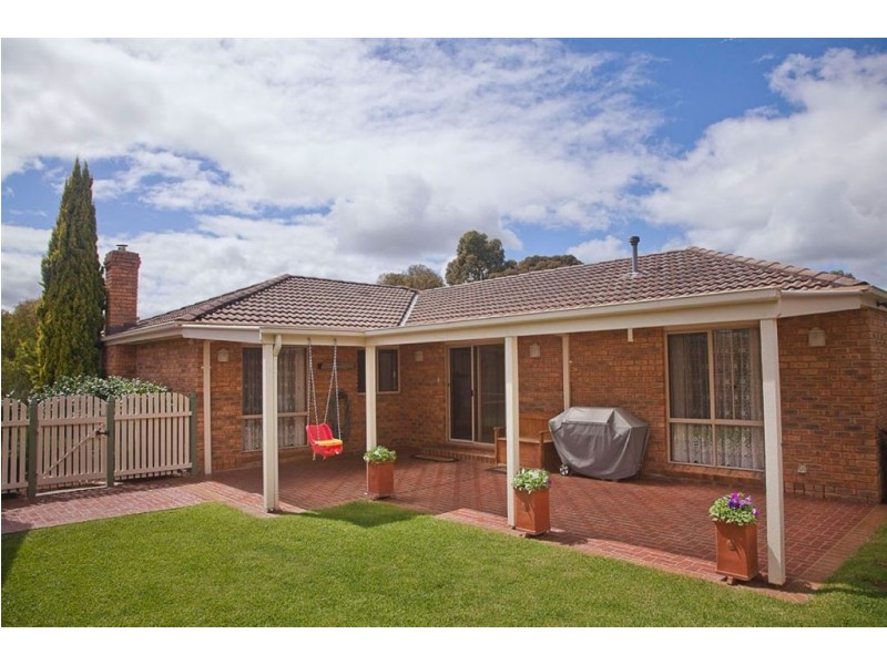 7 Calway Street, Drouin VIC 3818