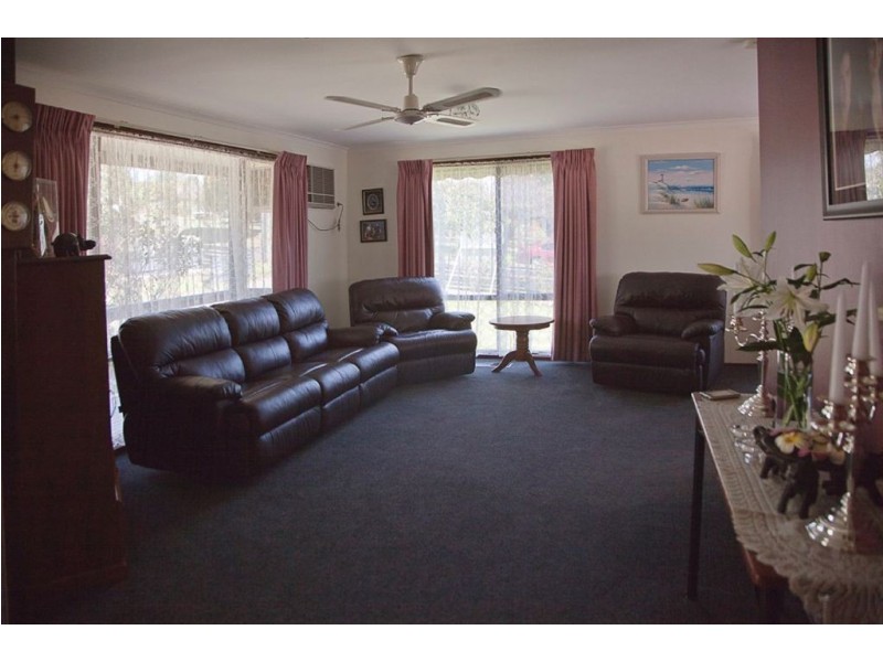 40 Hopetoun Road, Drouin VIC 3818