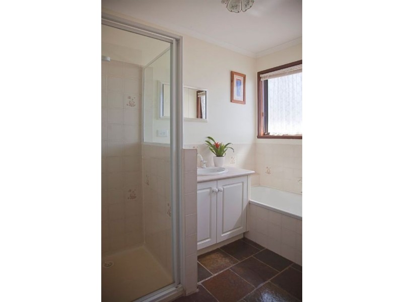 40 Hopetoun Road, Drouin VIC 3818