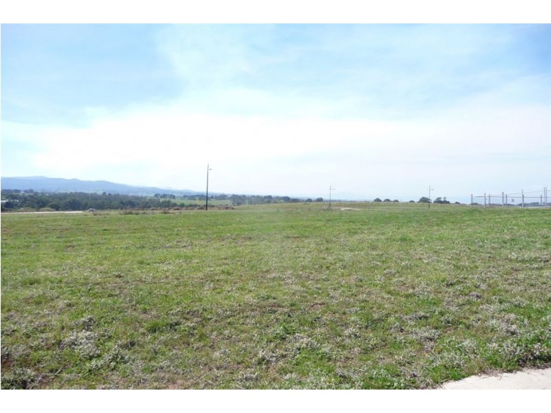 5 Bexley Boulevard, Drouin VIC 3818