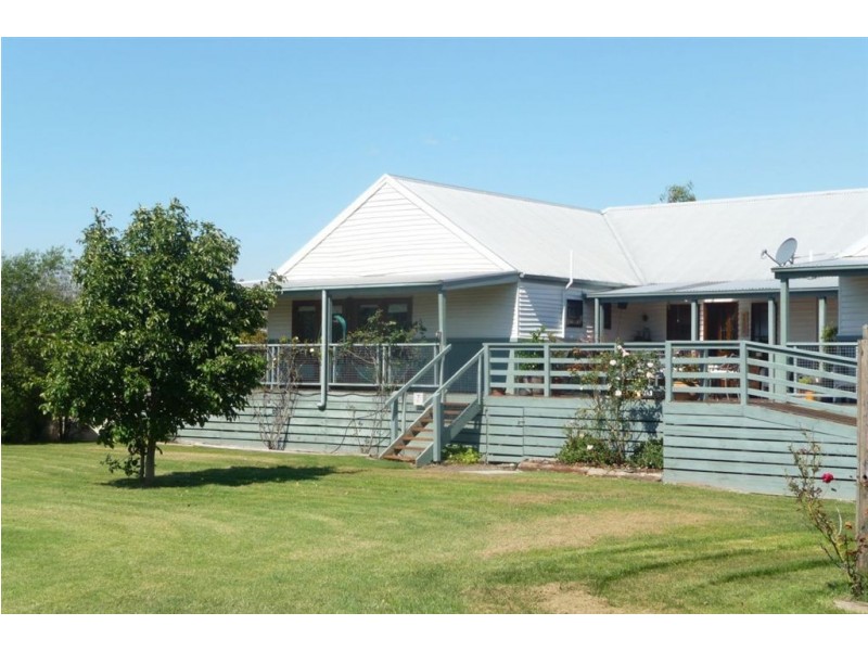1255 Bunyip River Road, Iona VIC 3815