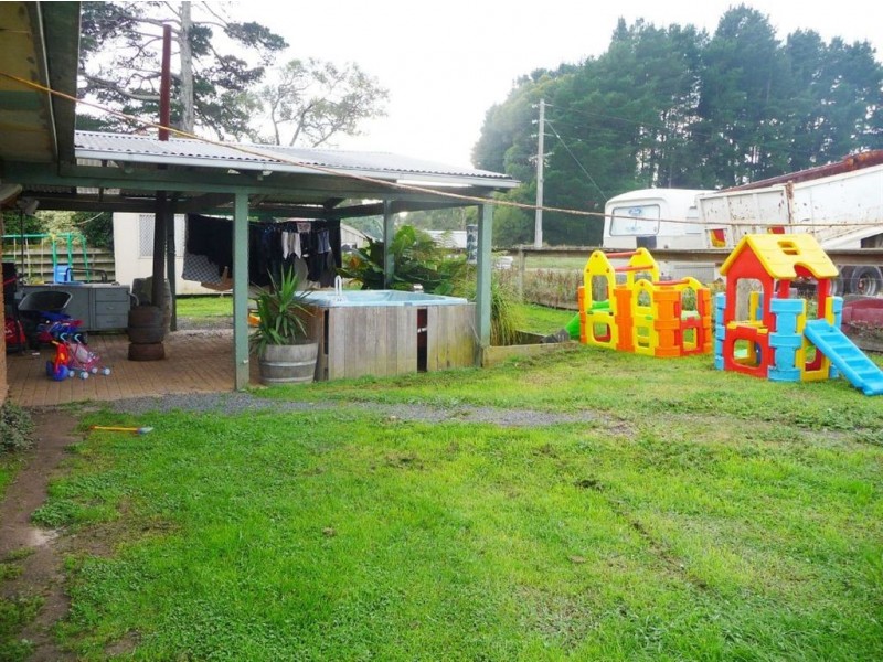 42 Pedders Street, Darnum VIC 3822