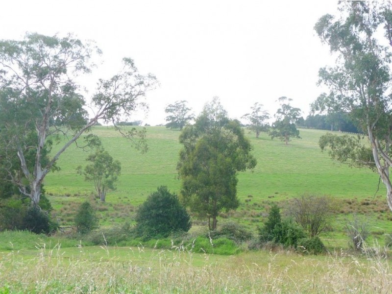 16 Carbine Court, Drouin VIC 3818