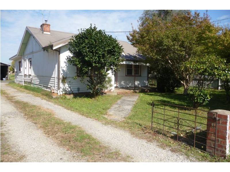 17 Flinders Road, Longwarry VIC 3816